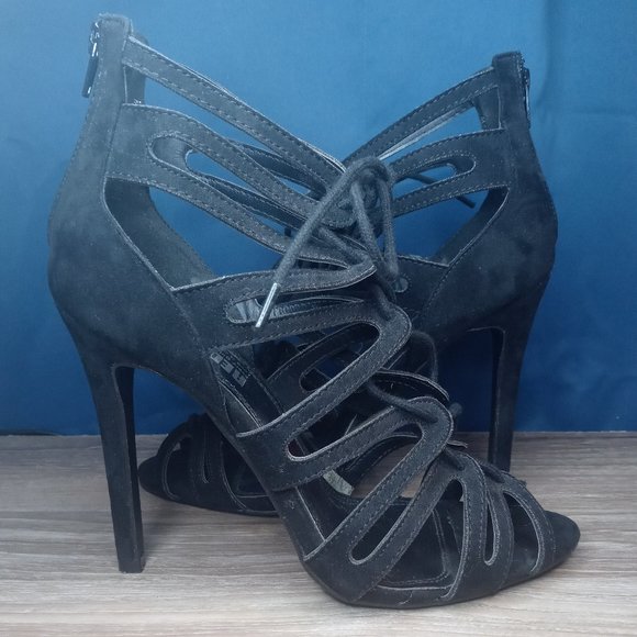 Red Kiss | My Stand | Size 11 - Picture 1 of 2